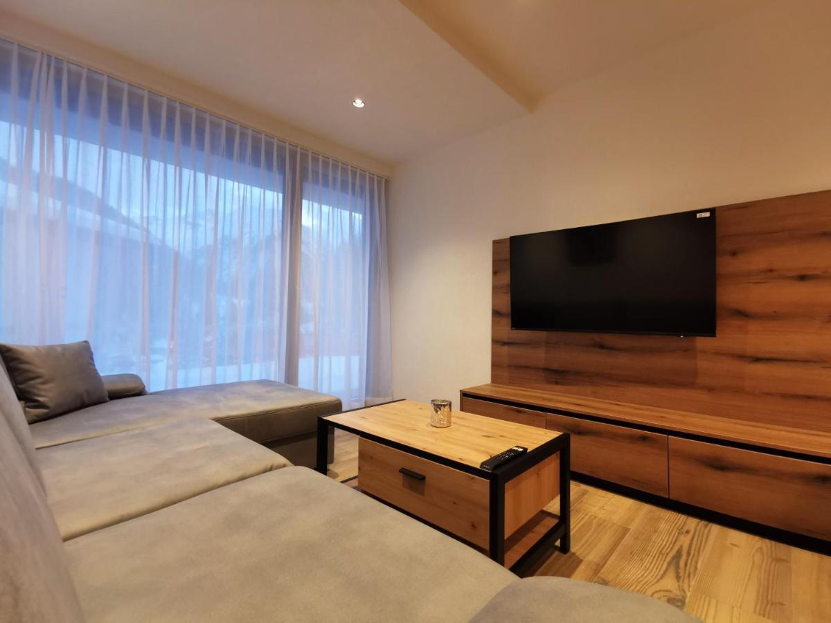 Appartements Vadret ザムナウン エクステリア 写真