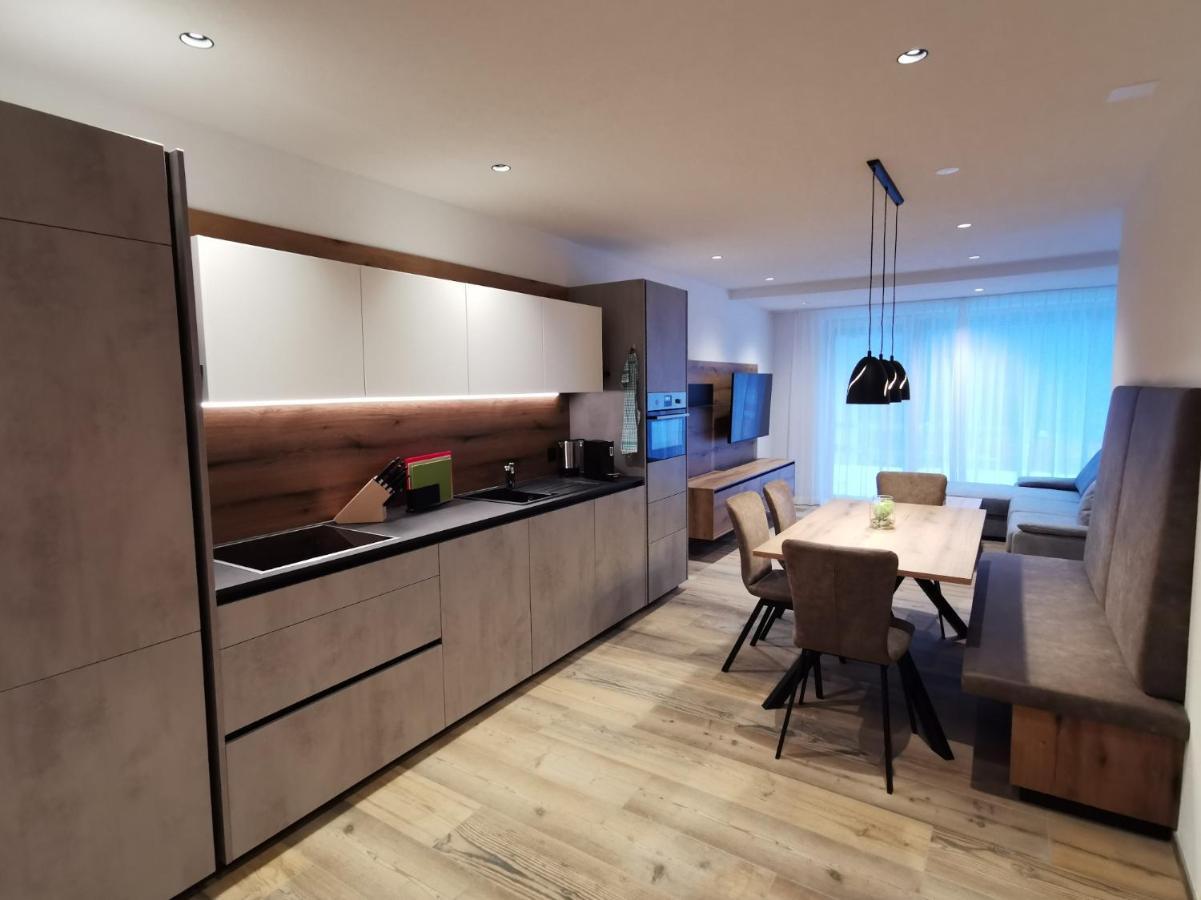 Appartements Vadret ザムナウン エクステリア 写真